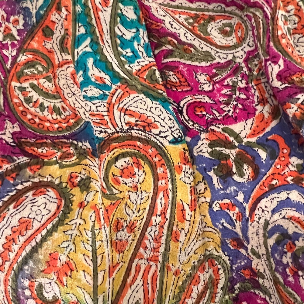 Tolani Silk Ruffled Split V-Neck w/ Ties & 3/4 Flutter Sleeves Paisley Blouse XS - Picture 10 of 11